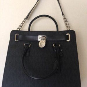 NWT Michael Kors Large Signature Hamilton